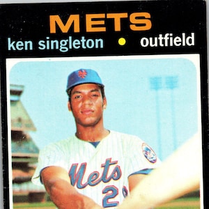 1971 Topps Ken Singleton Rookie Card #16: Vintage MLB Collectible