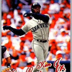 1998 Fleer Tradition #1 Ken Griffey Jr. Ex/Near Mt Condition