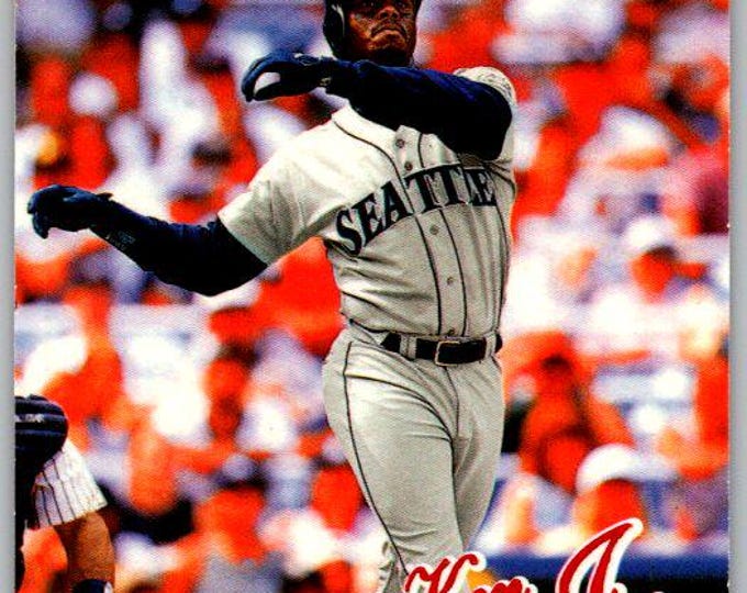 1998 Fleer Tradition #1 Ken Griffey Jr. Ex/Near Mt Condition