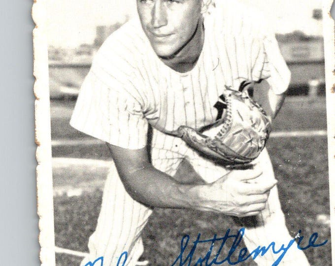 1969 Topps Mel Stottlemyre Deckle Edge Baseball Card #13