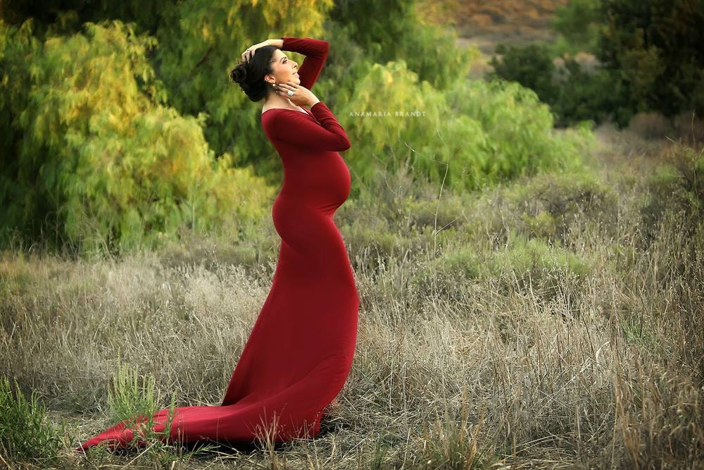 Фотосессия беременной в Красном платье.