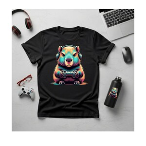 Capibara gamer linda PNG - Clipart de capibara gruñona, estética retro de synthwave, arte de controlador de videojuegos por sublimación, descarga digital