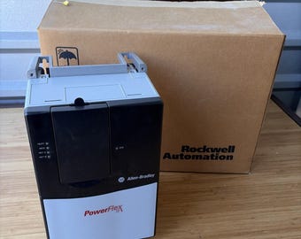 Allen Bradley 20AB015A0AYNANC0 /A PowerFlex 70 AC Drive
