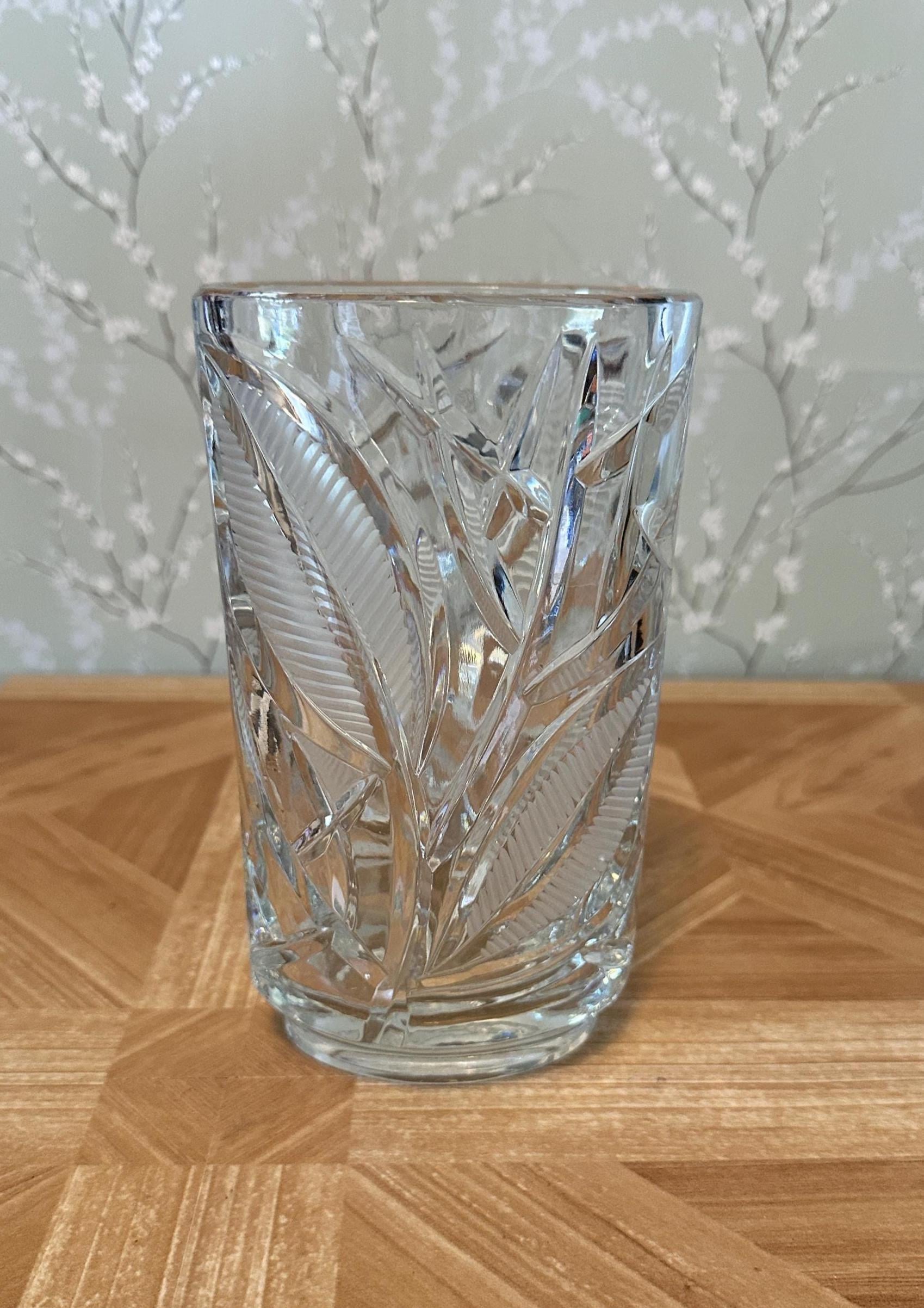 BOHEMIAN GLASS クリスタルガラス　花瓶 Czech bohemian crystal vase - Etsy 日本