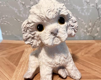 ヴィンテージ 座っている白いプードル / ビションフリーゼ犬 磁器の
