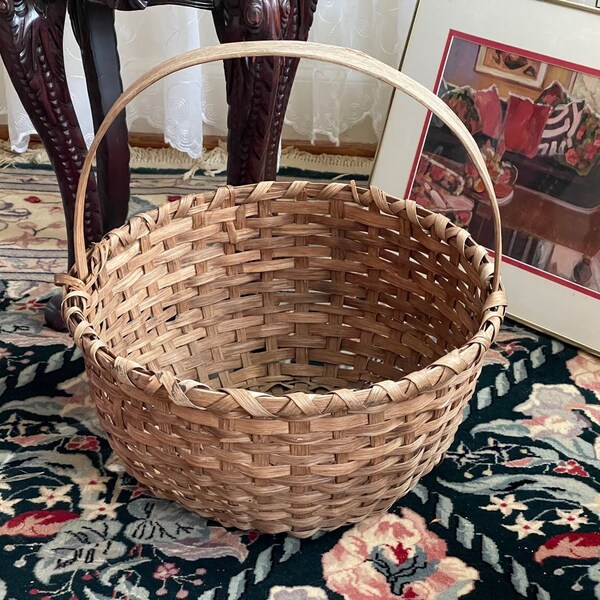 LARGE Round Splint Oak Basket / Vintage Adirondack Round Flat Bottom Oak Basket /  Splint Oak Round Farmhouse Basket