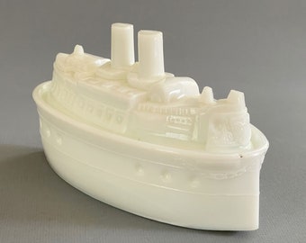 White Milk Glass Battleship Covered Condiment Lidded Box / Antique E.C. Flaccus Co. Ship Lidded Box / 1900 E.C. Flaccus Co. Wheeling WV