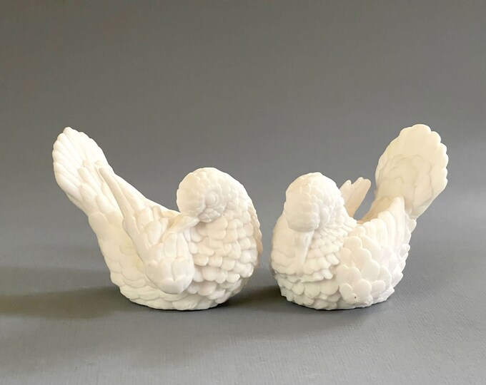 Vintage Alabaster Doves Made in Italy / Pair of Italian Dove Figurines