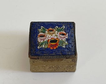Vintage Micro Mosaic Square Pill Trinket Box / TINY Square Box