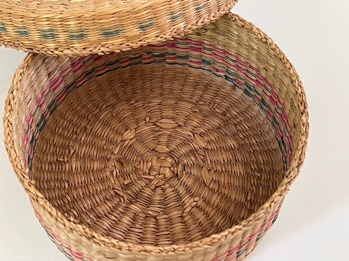 Vintage Sweetgrass Woven Basket With Lid / Round Sweetgrass Etsy