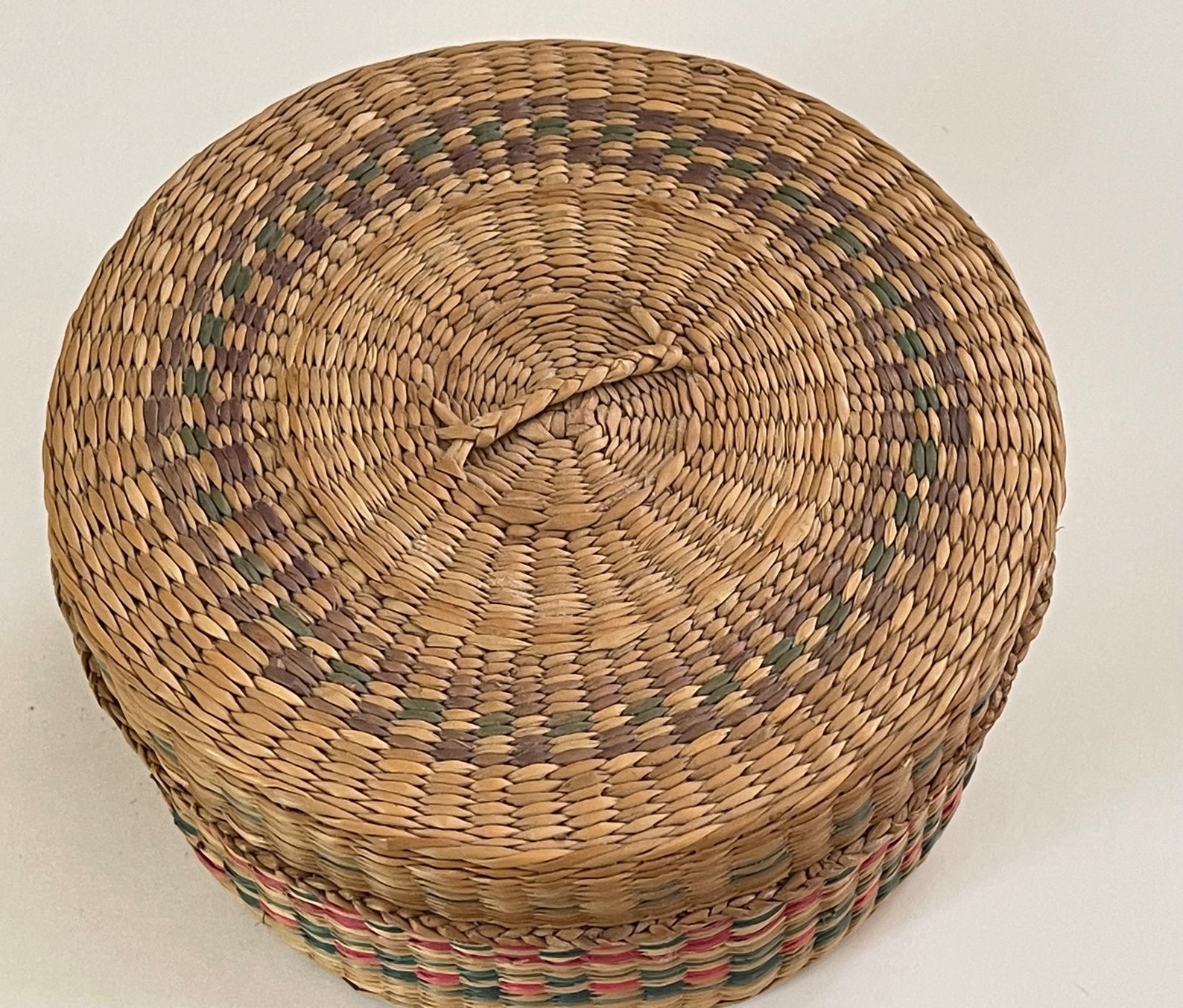 Vintage Sweetgrass Woven Basket With Lid / Round Sweetgrass Etsy