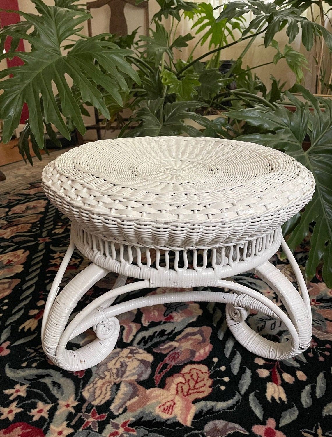Vintage White Wicker Round Stool / Wicker Seating Etsy