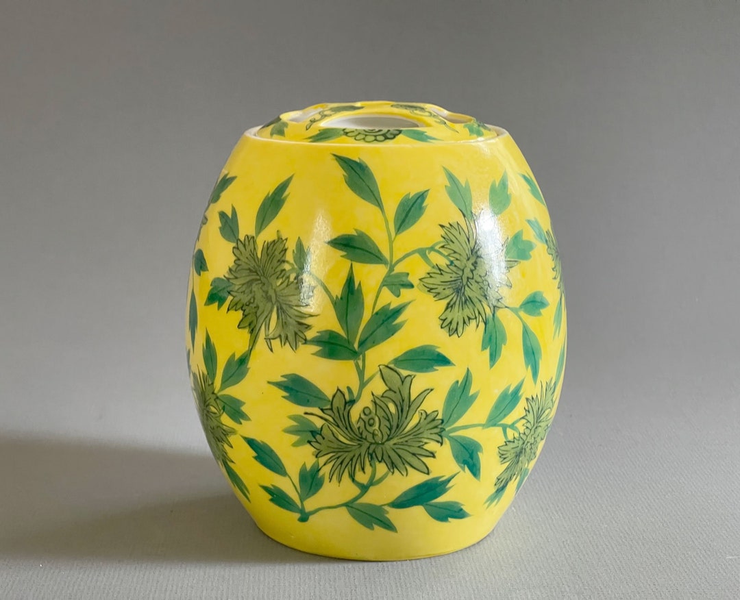 Green Chinoiserie Mini Garden Stool With Pierced Lid / Chinese ...
