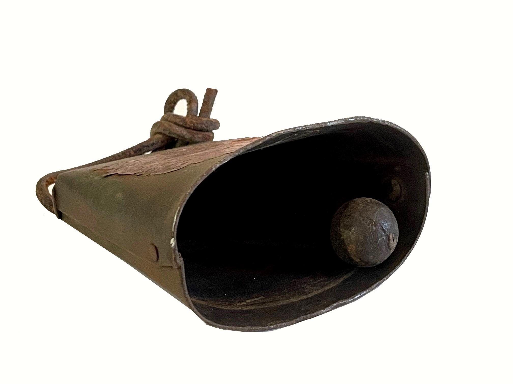 Antique Iron Bullock Bull Cow Bell With Shield / Collar Bell Teamster ...