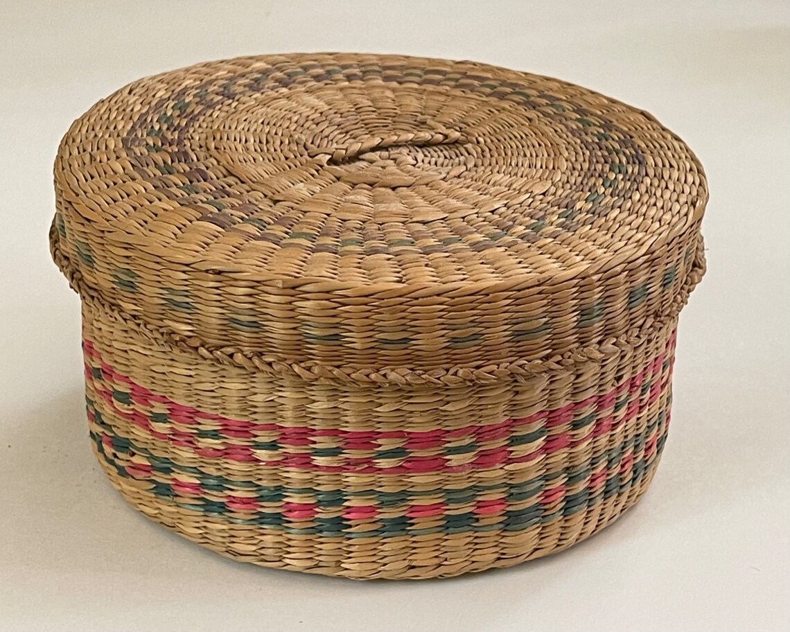 Vintage Sweetgrass Woven Basket With Lid / Round Sweetgrass Etsy