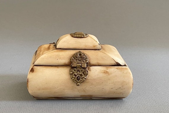 Vintage Camel Bone Trinket Box / India Trinket Bo… - image 1