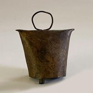 Primitive Forged Cowbell Sheep Bell with Clapper  / Primitive Collectible Working Folded Metal Cow Sheep Livestock Bell