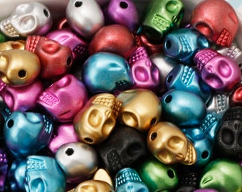 25x Matte Metallic Acrylic Skull Beads 13mm by 12mm Bright Shiny Glossy Colours .. Halloween and Day of the Dead