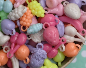 15x Fun Pastel Fruit and Vegetable Plastic Charms