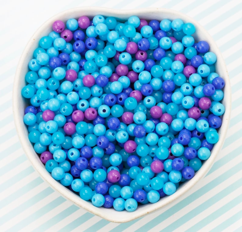 300x 6mm Tiny Sea Blue Coloured Resin Globe beads . Super Bright