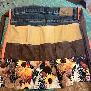 Egg Collecting Apron