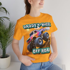 Daddy 4-Wheel Off Road T-Shirt V2 | Funny Off-Roading Gift for Dad | 4x4 Truck Lover Shirt | Father's Day Gift | Outdoor Adventure Tee