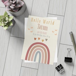 Personalisierte Baby-Postkarten-Bundle mit Umschlägen, Willkommens-Baby-Karten-Set, Regenbogen-Themen-Einladungen, niedliche Neugeborenen-Andenken