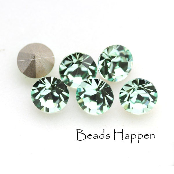 39ss Chrysolite Green Chatons, 39ss Rhinestones, Round Glass Stones, Light Green Chatons, (Mach2-7-10), Quantity 6