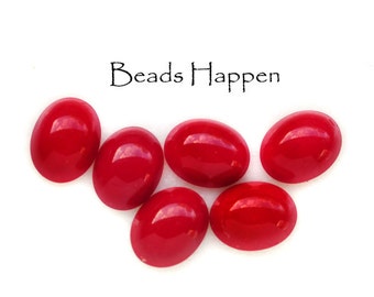 VINTAGE 10x8mm Oval Red Glass Cabochons, Opaque Red Cabs, 10x8, 8x10, Rich Red Cabochons, (I2-9-4-front), Quantity 6