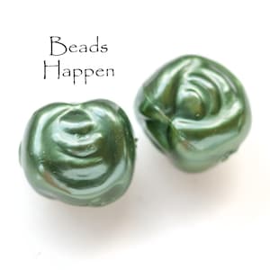 Vintage Japan 18mm Baroque Green Glass Pearl Beads, Vintage Glass Pearl Beads Bead, Emerald Fern, Textured, Quantity 2