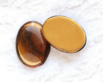 Cabochões de vidro ovais vintage elegantes de 18 x 13 mm, topázio fumê esfumaçado, Alemanha Ocidental, ovais de 18 x 13, topos lisos, fundos planos, quantidade 2