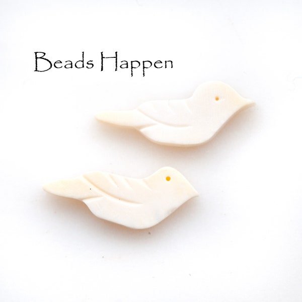 28mm Bird Fetish Beads, Fetish Beads, White Cream Carved Bird Birds, Artisan, Vintage, Vertical Bead Hole, Quantity 2