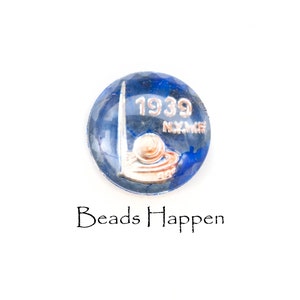 INCREDIBLE 13mm Round 1939 New York City World&#39;s Fair Intaglio Cabochon, REPAIRED, Perisphere, Trylon, Quantity 1