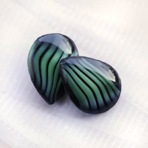 Vintage 1930s 1940s 18x13mm Jet Black with Green Stripe Pear Teardrop Glass Jewels Stones Gems from Germany, (P-top), Quantity 2