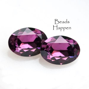 Vintage SWAROVSKI Amethyst Purple Oval Ovals, Amethyst Crystal 18x13mm Ovals, 18x13 Ovals, 18 x 13 Ovals, Article 4120, Quantity 2