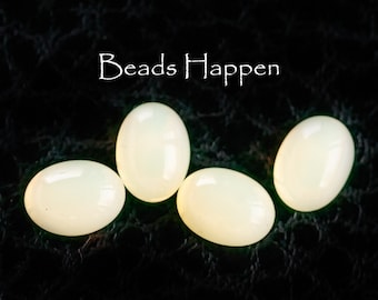 8x6mm Yellow Opal Glass Oval Cabochons Cabs, Foiled Backs, 8x6 Ovals, Glows (Fluoresces) Under Black Light UG, Quantity 4