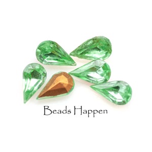 8x4.8mm Peridot Pears Pear Glass Crystals, 8x4.8 Pears, Two Tone, Czech Republic, Light Green, Rhinestones, Quantity 6