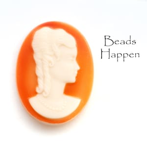 VINTAGE 40x30mm Oval Cameo Cabochon, Right Facing, Carnelian Glass Cameos, Ivory, Lady, Woman, 40x30 Ovals, Quantity 1