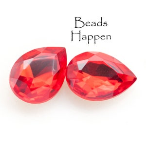18x13mm Ruby Red, Siam Ruby Red, Czech Glass Pear Teardrop Stones Gems Jewels, Gold Faceted Foiled Backs, Quantity 2