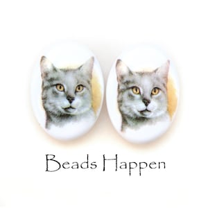 Vintage from Germany, 18x13mm Gray Grey Cat Oval Resin Cabochon, Cats, Yellow Eyes, White, 18x13 Ovals, Quantity 2
