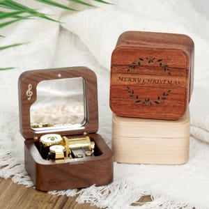 Engraved Wooden Mirror Music Box: Personalised Classical Music Box Valentine Gift for Wife