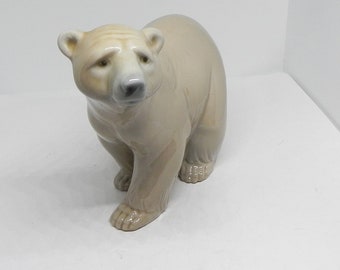 Vintage LLADRO Attentive Walking Brown Bear Porcelain Figurine. Retired 1989. Estate Fresh.