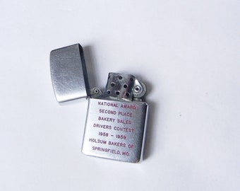 Vintage 1959 Holsum BAKERS National Award Cigarette Lighter engraved