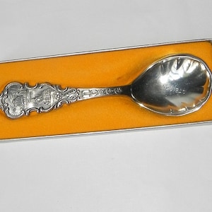 Vintage Norway STEIGEN Tinn Pewter Viking Souvenir Spoon, Original Box.