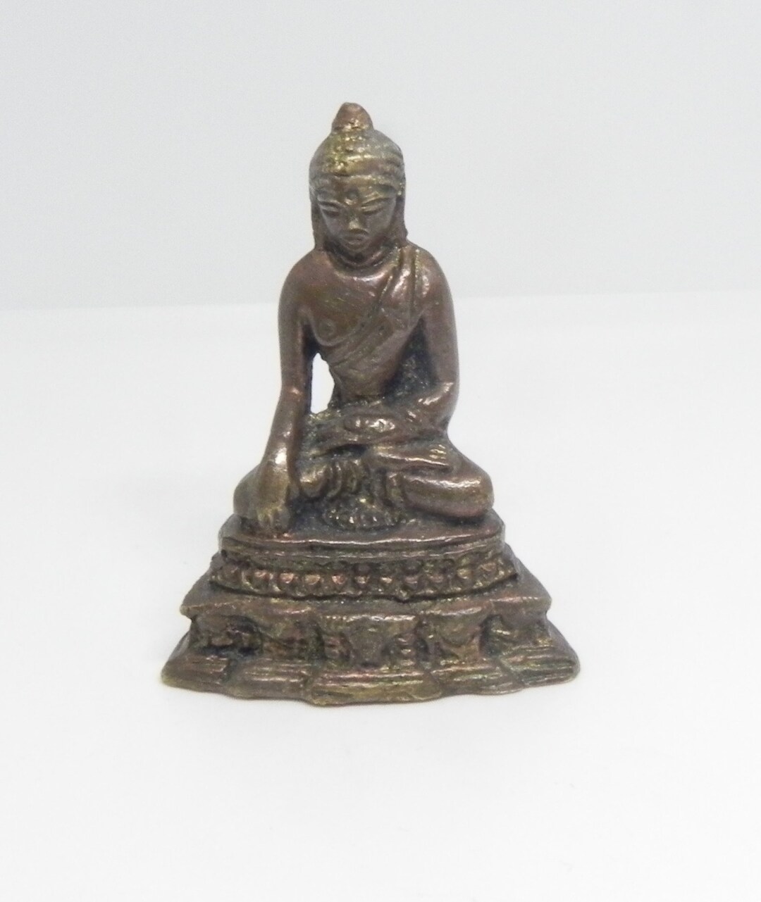Vintage Miniature Traveling Buddha Statue in Meditation Posture. Heavy