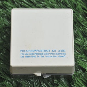 Polaroid Portrait Kit No 581