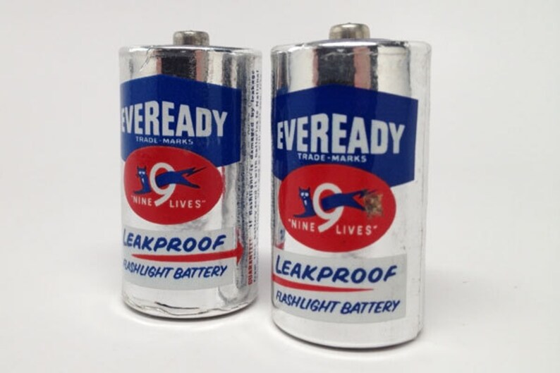 EVEREADY, Size C Vintage SILVER Eveready Batteries Etsy