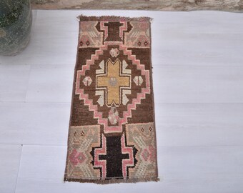 Vintage Turkish Wool Oushak Rug, Small Anatolian Door Mat (1.3 x 2.6 ft)