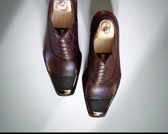 Handgemaakte bruinleren oxfordschoenen: formele herenschoenen