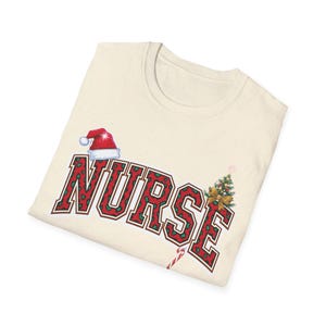 Christmas Nurse T-Shirt, Retro Nurse Tee with Bow, Cute Holiday Shirt for RN, Gift For Nurse, Christmas nicu, Merry nurse, Nurse Life Shirts